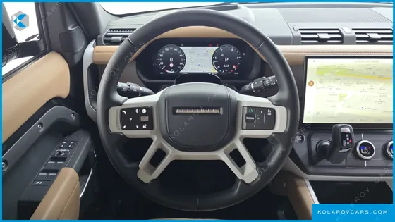 LAND ROVER DEFENDER 110 D300 X-DYNAMIC HSE