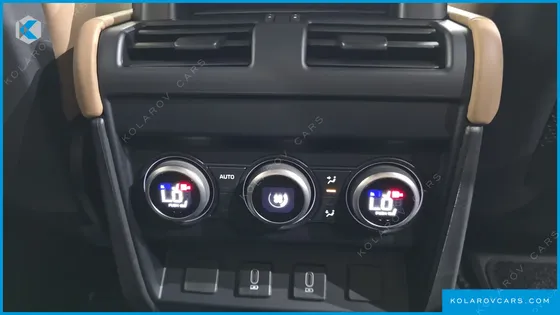 LAND ROVER DEFENDER 110 D300 X-DYNAMIC HSE