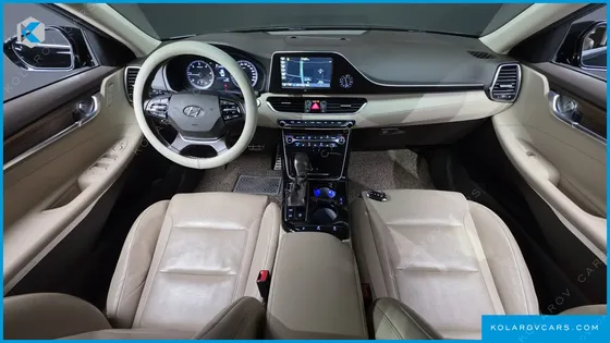 HYUNDAI GRANDEUR 2.2 DIESEL PREMIUM
