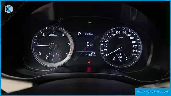HYUNDAI GRANDEUR 2.2 DIESEL PREMIUM