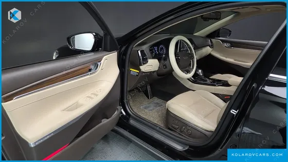 HYUNDAI GRANDEUR 2.2 DIESEL PREMIUM