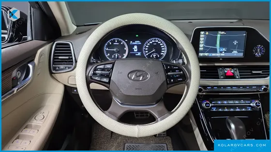 HYUNDAI GRANDEUR 2.2 DIESEL PREMIUM