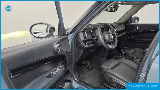MINI COUNTRYMAN CLASSIC