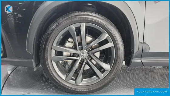 LEXUS NX PREMIUM