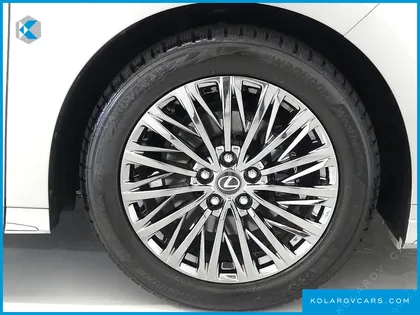 LEXUS LM 500H EXECUTIVE