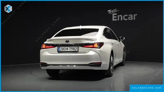 LEXUS ES LUXURY PLUS