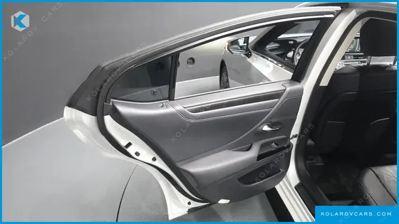 LEXUS ES LUXURY PLUS