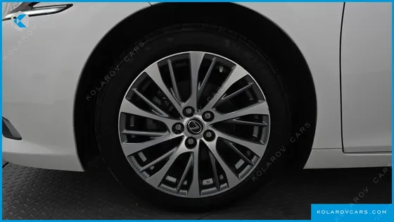 LEXUS ES LUXURY