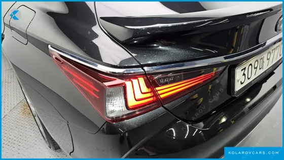 LEXUS ES LUXURY PLUS