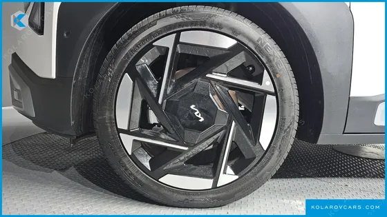 KIA SELTOS GASOLINE 1.6T 2WD