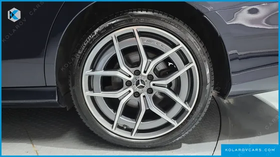 MERCEDES E-CLASS E220D 4MATIC AMG LINE