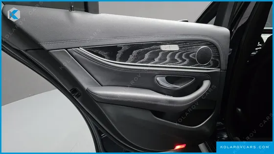 MERCEDES E-CLASS E220D 4MATIC AMG LINE