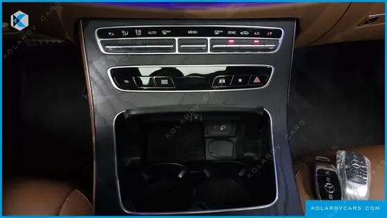MERCEDES E-CLASS E220D 4MATIC AMG LINE