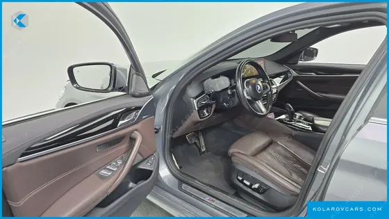 BMW 5 SERIES 530E M SPORT