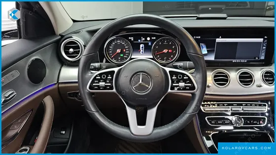 MERCEDES E-CLASS E300 AVANTGARDE