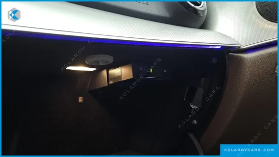 MERCEDES E-CLASS E300 AVANTGARDE
