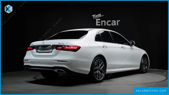 MERCEDES E-CLASS E220D 4MATIC AMG LINE