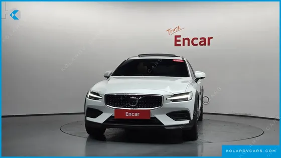 VOLVO V60 B5 ULTIMATE AWD