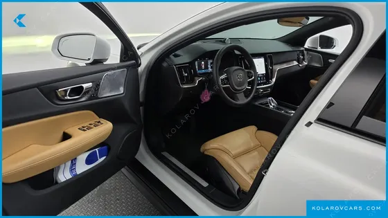 VOLVO V60 B5 ULTIMATE AWD