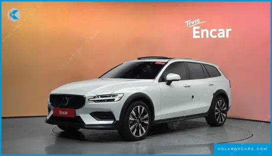 VOLVO V60 B5 ULTIMATE AWD