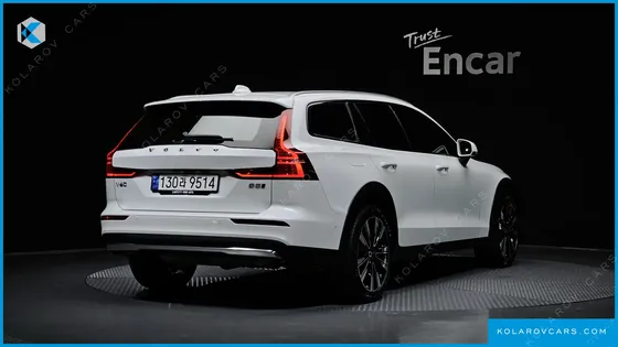 VOLVO V60 B5 ULTIMATE AWD