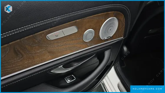 MERCEDES E-CLASS E300 EXCLUSIVE