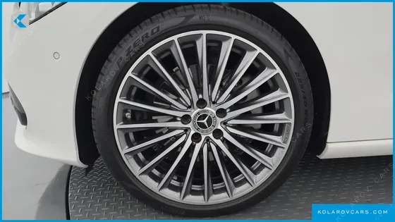 MERCEDES C-CLASS C300 4MATIC AVANTGARDE