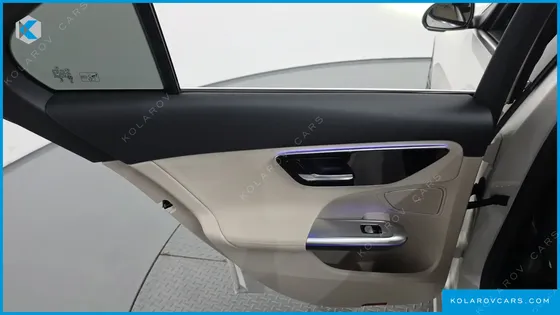 MERCEDES C-CLASS C300 4MATIC AVANTGARDE