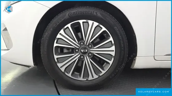KIA K7 SIGNATURE