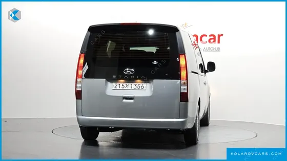 HYUNDAI STARIA TOURER 9-SEATER