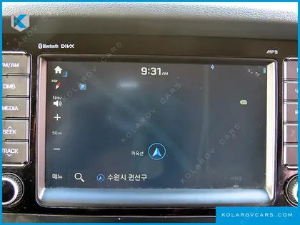HYUNDAI SOLATI 15-SEATER