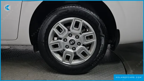 HYUNDAI STARIA HEV 1.6 CARGO 5-SEATER