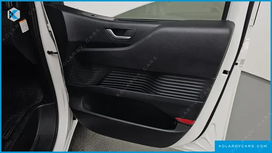 HYUNDAI STARIA HEV 1.6 CARGO 5-SEATER