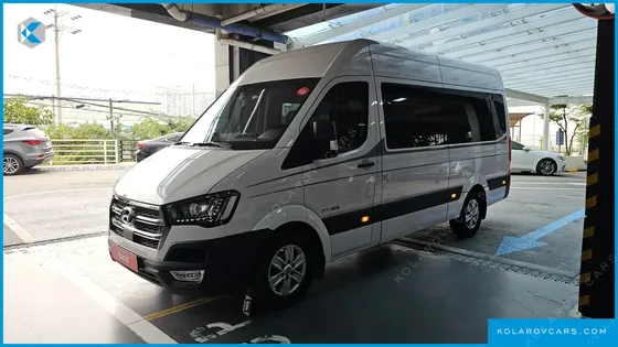 HYUNDAI SOLATI 15-SEATER