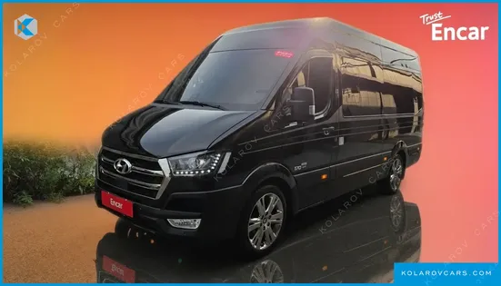 HYUNDAI SOLATI 15-SEATER