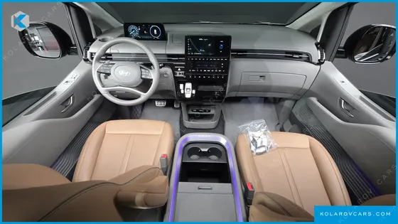 HYUNDAI STARIA HEV 1.6 LOUNGE 7-SEATER