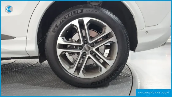 AUDI Q5 40 TFSI QUIATTRO ADVANCED