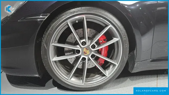 PORSCHE 911 TARGA 4S