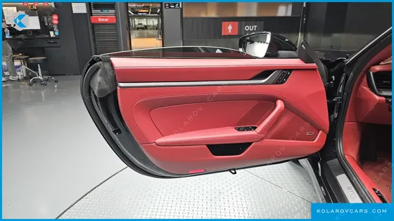 PORSCHE 911 TARGA 4S