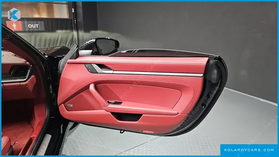 PORSCHE 911 TARGA 4S