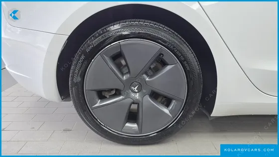 TESLA MODEL 3 LONG RANGE AWD