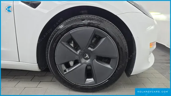 TESLA MODEL 3 LONG RANGE AWD