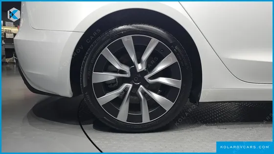TESLA MODEL 3 LONG RANGE AWD