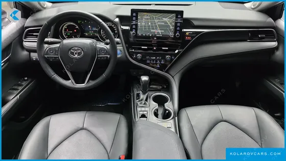 TOYOTA CAMRY 2.5 XLE HYBRID