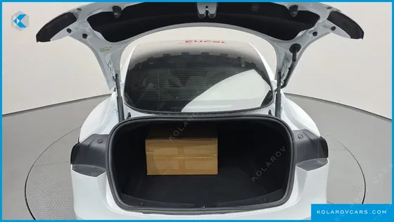 TESLA MODEL 3 RWD