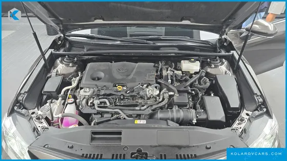 TOYOTA CAMRY 2.5 XLE HYBRID