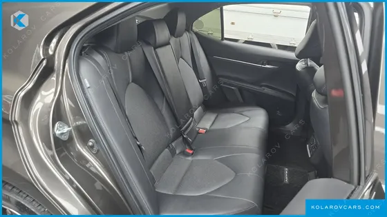 TOYOTA CAMRY 2.5 XLE HYBRID