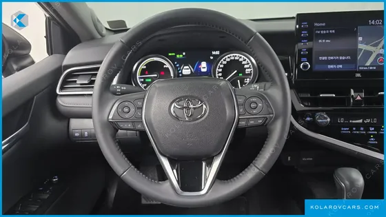 TOYOTA CAMRY 2.5 XLE HYBRID
