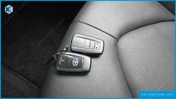 TOYOTA CAMRY 2.5 XLE HYBRID