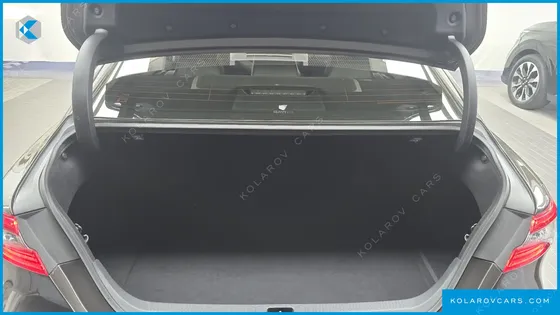 TOYOTA CAMRY 2.5 XLE HYBRID
